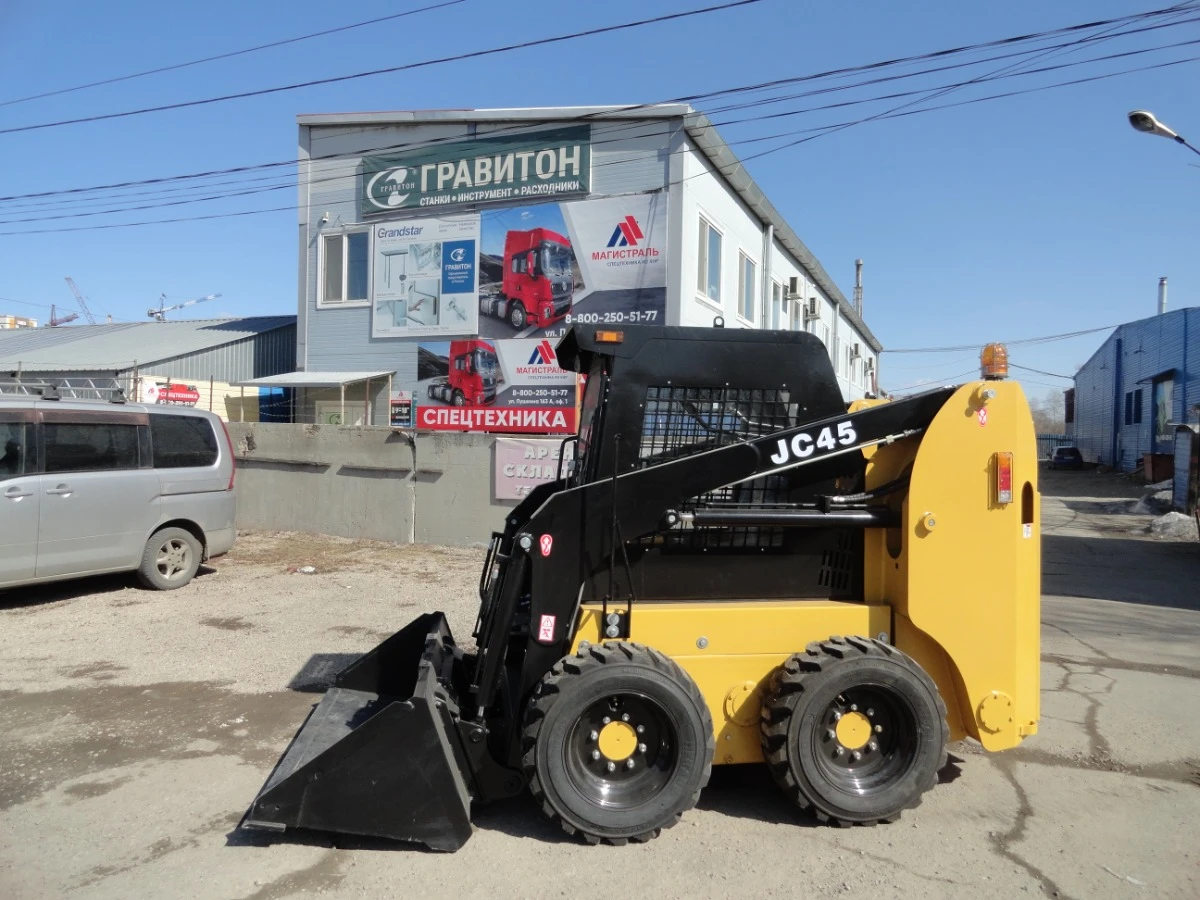 Мини-погрузчик LUYUE JC45