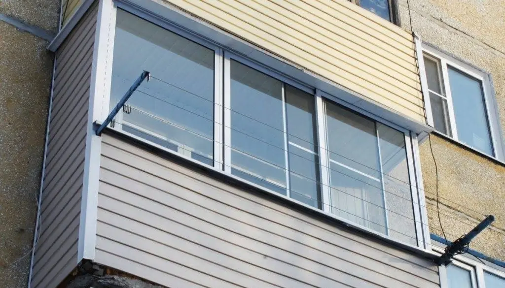 Остекление балкона и лоджии алюминиевым профилем