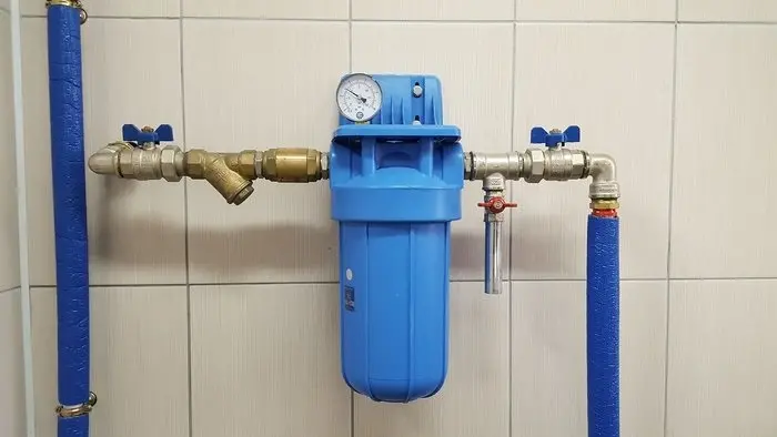 Замена фильтров для воды услуги сантехника работаю недорого в по городу Благовещенск 