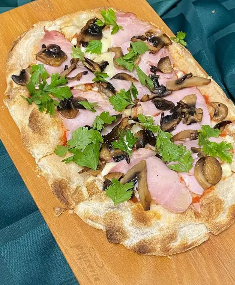 Классическая ПиНца "Ветчина грибы" пицца, поесть, обед, ужин, перекус, еда