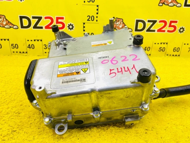 Фото для Инвертор MITSUBISHI OUTLANDER GG2W 4B11 2014/Цвет X42A перед. (б/у)