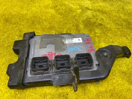 Фото для Блок управления двс HONDA FREED SPIKE/FREED GP3 LEA 2012 перед. (б/у)