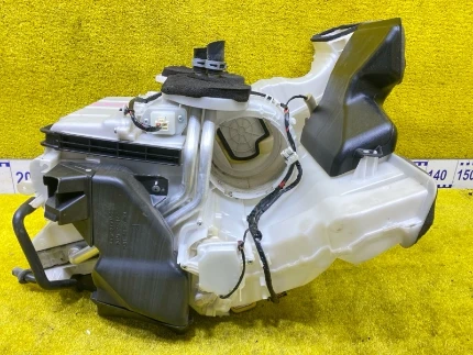 Фото для Печка салона NISSAN SERENA GFC27/GC27/C27/GFNC27/GNC27 MR20DD 2016 перед. (б/у)