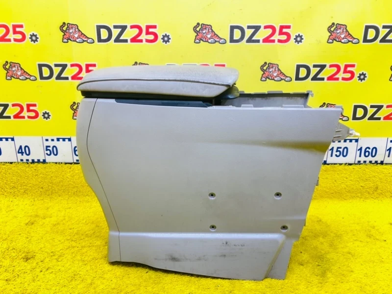 Фото для Бардачок между сиденьями LEXUS RX350 GGL10W 2GRFE 2010/Цвет 077 перед. (б/у)