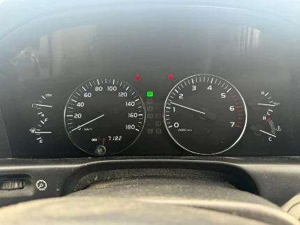Фото для Спидометр TOYOTA LAND CRUISER/LAND CRUISER CYGNUS UZJ100L/UZJ100W/UZJ100 2UZFE 2003 перед. (б/у)