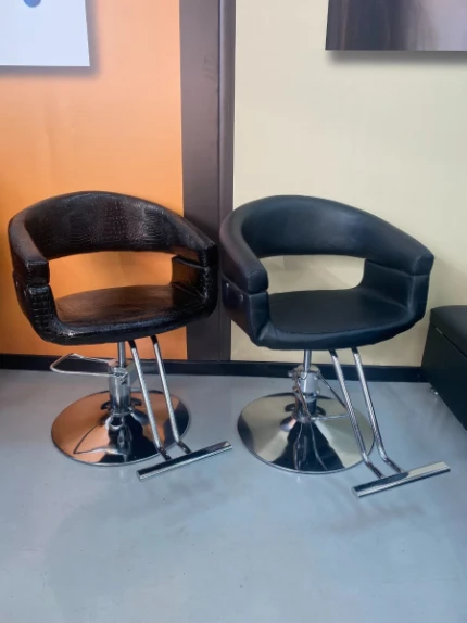 Фото для Профессиональное парикмахерское кресло "Lotus" Арт. 089