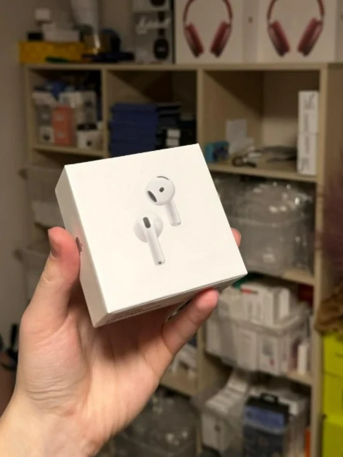 Беспроводные наушники Apple AirPods 4