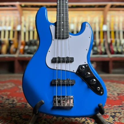 Фото для Бас-гитара DeMarco DMJB200 Jazz Bass Blue, DeMarco (ДеМарко)