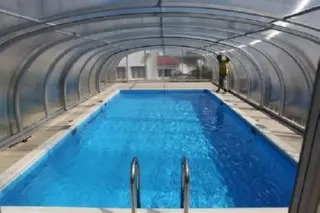 Современный павильон для бассейна под заказ